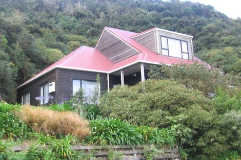 Photo of property in 80-82 Percy Dyett Drive, Karori, Wellington, 6012