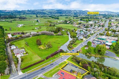 Photo of property in 595 Great South Road, Rosehill, Papakura, 2113