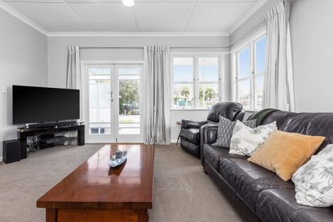 Photo of property in 90 Guppy Road, Greenmeadows, Napier, 4112