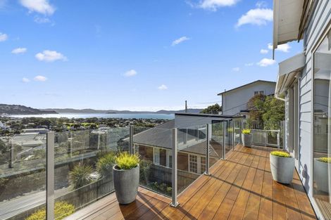 Photo of property in 69 Mantell Street, Seatoun, Wellington, 6022