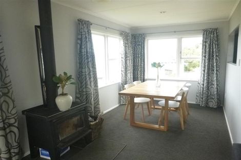 Photo of property in 80 Mulberry Street, Normandale, Lower Hutt, 5010