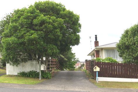 Photo of property in 65a Juniper Road, Sunnynook, Auckland, 0620