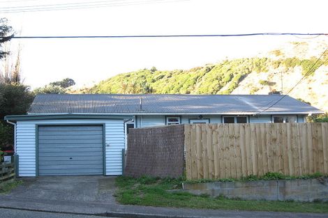 Photo of property in 97 Leinster Avenue, Raumati South, Paraparaumu, 5032