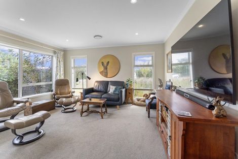 Photo of property in 197 Rangiuru Road, Otaki, 5512