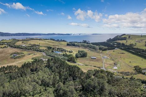 Photo of property in 396 Lees Road, Hahei, Whitianga, 3591