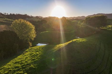 Photo of property in 404 Tara Road, Mangawhai, Kaiwaka, 0573