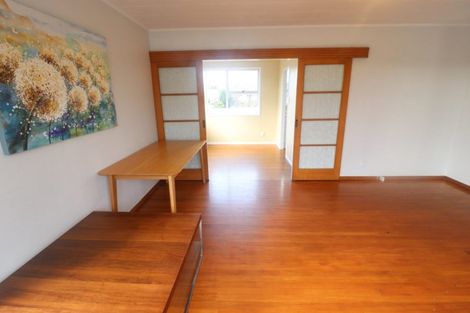 Photo of property in 26 Ranui Station Road, Ranui, Auckland, 0612