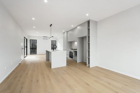 Photo of property in 23b Mercury Lane, Windsor Park, Auckland, 0632