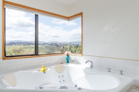 Photo of property in 40 Kilkenny Place, Fitzherbert, Palmerston North, 4410