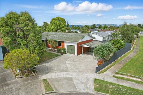 Photo of property in 11 Beaumont Place, Westbrook, Palmerston North, 4412
