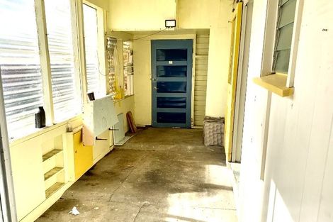 Photo of property in 4 Clifford Street, Clinton, 9534