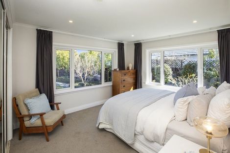 Photo of property in 39 Manor Place, Bryndwr, Christchurch, 8053
