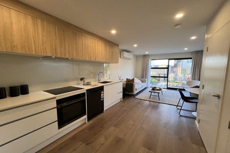 Photo of property in 361 Glengarry Road, Glen Eden, Auckland, 0602