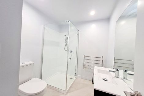 Photo of property in Frank Sargeson Apts, 106/80 Anzac Street, Takapuna, Auckland, 0622