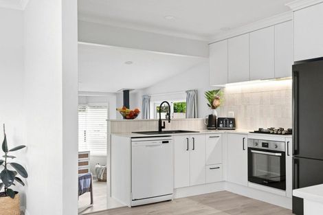 Photo of property in 3 Churchill Place, Cambridge, 3434
