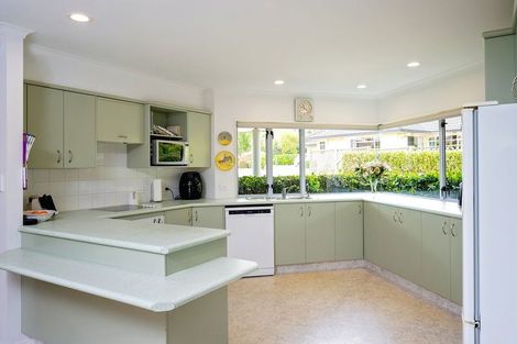 Photo of property in 4 Fulford Place, Havelock North, 4130