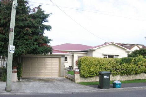 Photo of property in 19 Fairfield Avenue, Fairfield, Lower Hutt, 5011