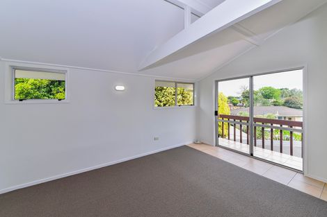 Photo of property in 24 Hyperion Drive, Randwick Park, Auckland, 2105