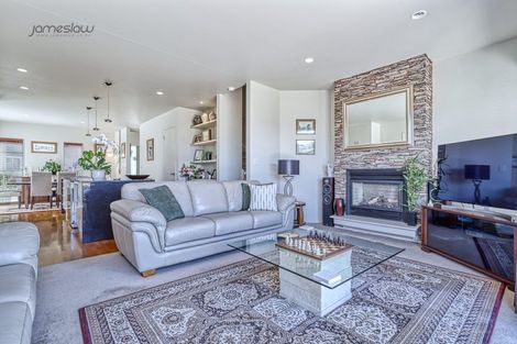 Photo of property in 260 Alec Craig Way, Gulf Harbour, Whangaparaoa, 0930