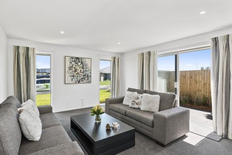 Photo of property in 6 Derek Anderson Place, Halswell, Christchurch, 8025