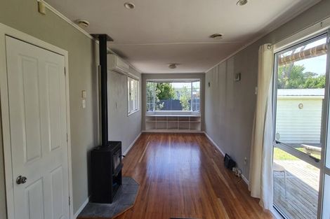 Photo of property in 13 Wallace Road, Mangere Bridge, Auckland, 2022