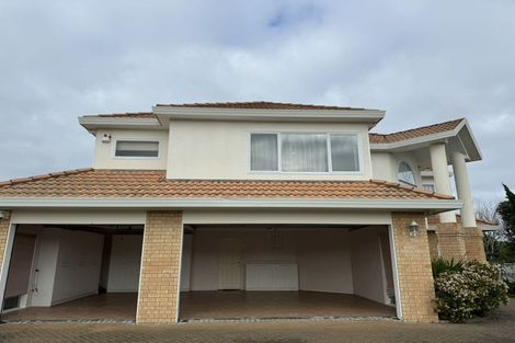 Photo of property in 22 Oliver Twist Avenue, Mellons Bay, Auckland, 2014