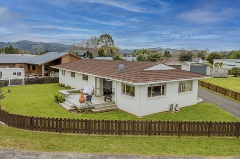 Photo of property in 73 Catherine Crescent, Whitianga, 3510
