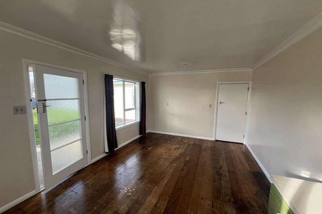 Photo of property in 3 Kauri Street, Levin, 5510