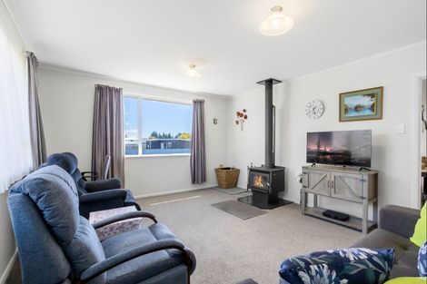Photo of property in 9 Te Iwiheke Place, Turangi, 3334
