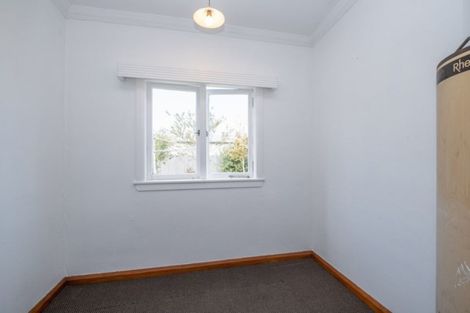 Photo of property in 6 Disraeli Street, Hawera, 4610