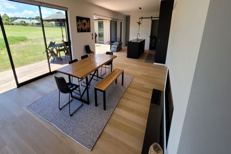 Photo of property in 7 Ribbonwood Lane, Kinloch, Taupo, 3377
