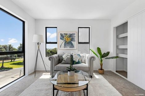 Photo of property in 3/62 Highland Drive, Highland Park, Auckland, 2010