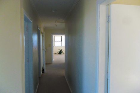 Photo of property in 40 Cunliffe Street, Johnsonville, Wellington, 6037