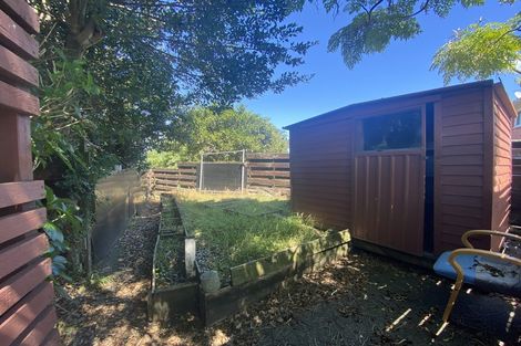 Photo of property in 237 Te Atatu Road, Te Atatu South, Auckland, 0610