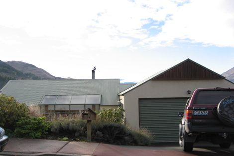 Photo of property in 14 Golden Terrace, Queenstown, 9300