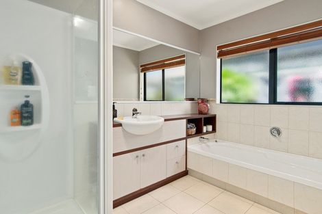 Photo of property in 5 Sabana Place, Bethlehem, Tauranga, 3110