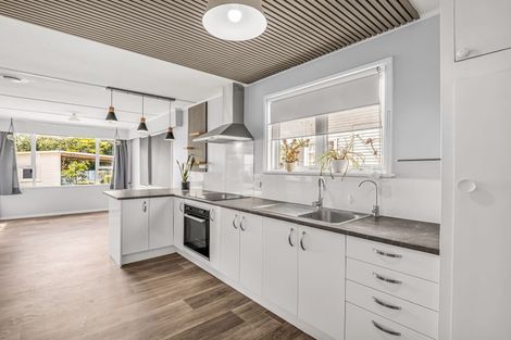 Photo of property in 92 Swiss Avenue, Gonville, Whanganui, 4501