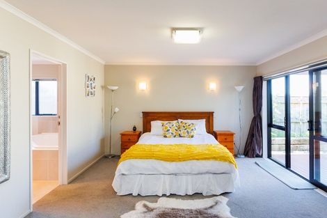 Photo of property in 152 Park Road, West End, Palmerston North, 4410