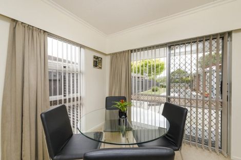 Photo of property in 14a Cecil Place, Cloverlea, Palmerston North, 4412