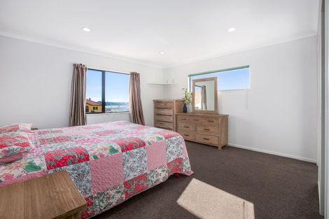Photo of property in 125 Eskdale Road, Papakowhai, Porirua, 5024