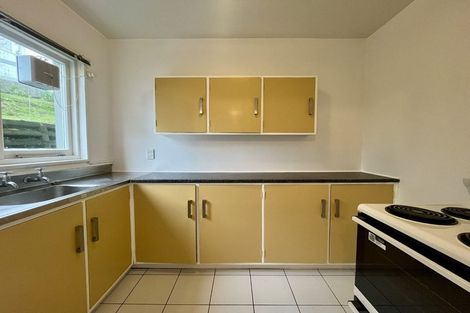 Photo of property in Bryon Court Flats, 25 Apuka Street, Brooklyn, Wellington, 6021