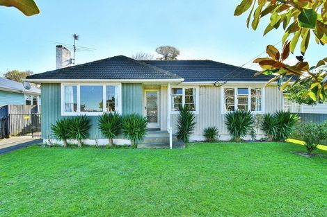 Photo of property in 18 Mcannalley Street, Manurewa East, Auckland, 2102