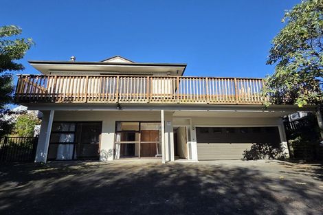 Photo of property in 13 Charles Dickens Drive, Mellons Bay, Auckland, 2014