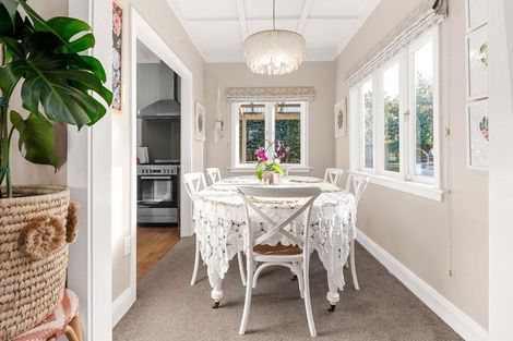 Photo of property in 25 Casey Avenue, Fairfield, Hamilton, 3214