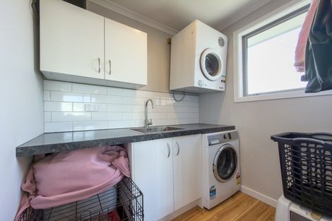 Photo of property in 16 Cargill Street, Waikiwi, Invercargill, 9810