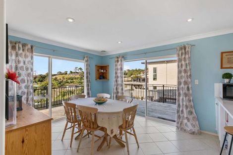 Photo of property in 1177 Whangaparaoa Road, Gulf Harbour, Whangaparaoa, 0930