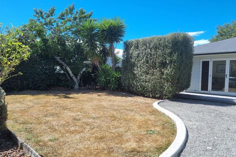 Photo of property in 8 Sackville Street, Martinborough, 5711