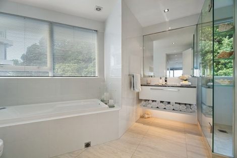 Photo of property in 4/165 Tamaki Drive, Kohimarama, Auckland, 1071