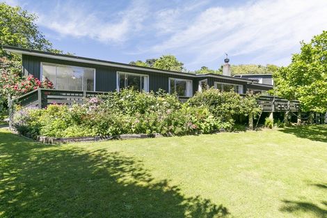 Photo of property in 2 South Makara Road, Makara, Karori, 6972