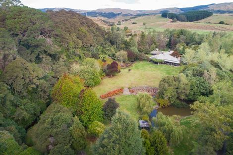 Photo of property in 274 Polson Hill Drive, Aokautere, Palmerston North, 4471